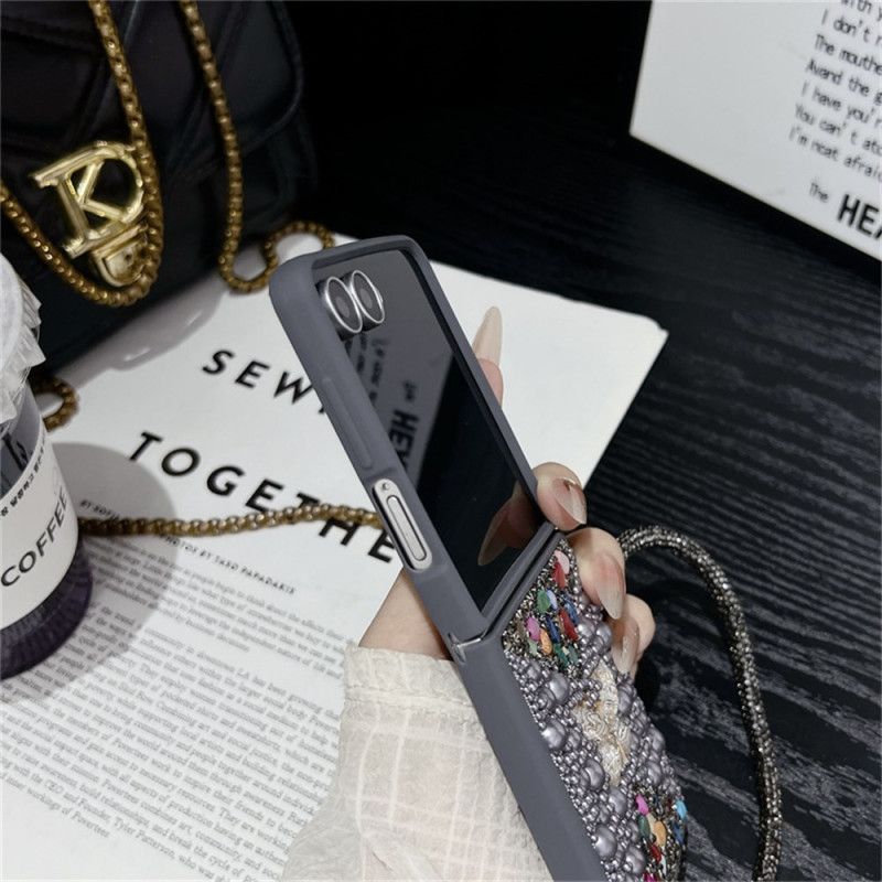 Etui Do Samsung Galaxy Z Flip 7 Brokatowy Wzór I Pasek Na Nadgarstek