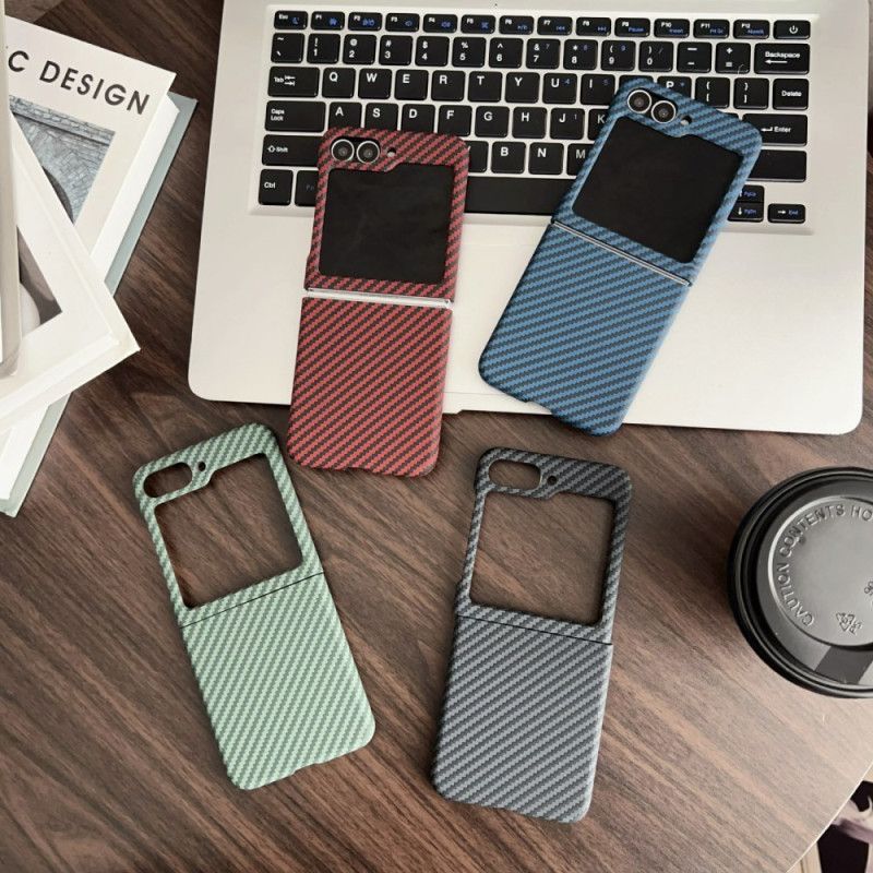 Etui Do Samsung Galaxy Z Flip 7 Fe Magnetyczny Uchwyt Na Karty Z Teksturą Włókna Węglowego